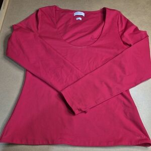 Aritzia Women's Red Long Sleeve Top